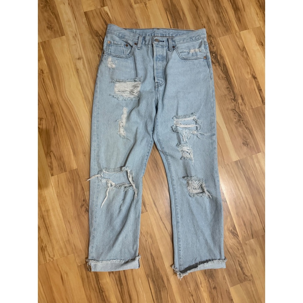 Levis 501 Original Fit Distressed Light Wash Jeans W28 L26 Button Fly 36200-0257